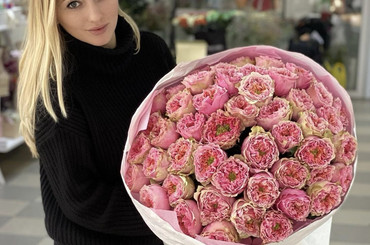 Мастерская цветочного стиля и декора «Celebrity Flowers»